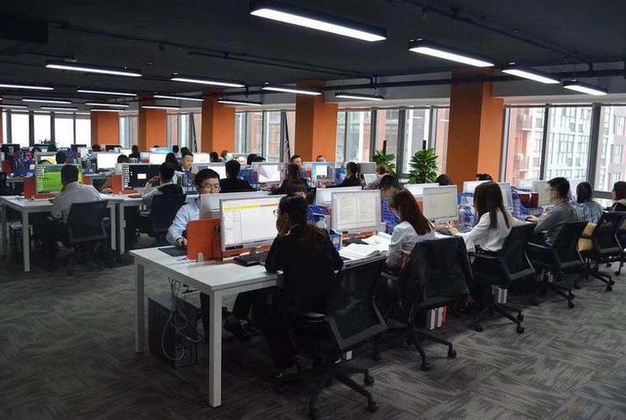 在电商公司上班稳定吗 在电商公司上班稳定吗知乎