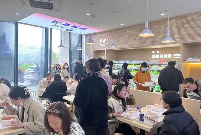 小投资2-3万加盟店；小投资23万加盟店小吃