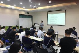 亚马逊跨境电商运营免费讲座视频 - 新手做跨境电商不会运营老师老分析下亚马