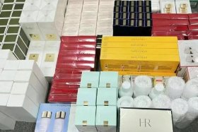 美妆产品一件代发货源；彩妆一件代发