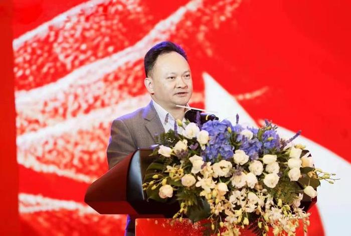 电商公司老板，电商公司老板年会致辞