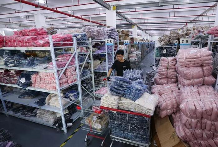 电商仓库工作辛苦吗（电商仓库工作辛苦吗现在）