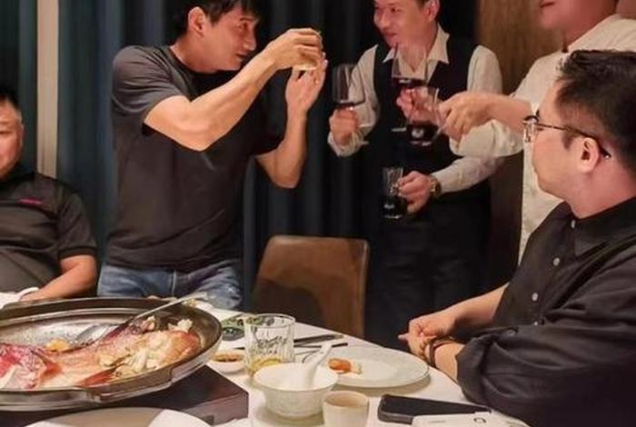 电商圈大佬（电商大佬饭局）