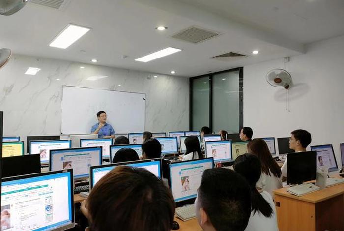 深圳电商运营培训班；深圳电商运营培训班地址