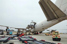 河南跨境电商包机频飞全球、河南跨境电商物流问题