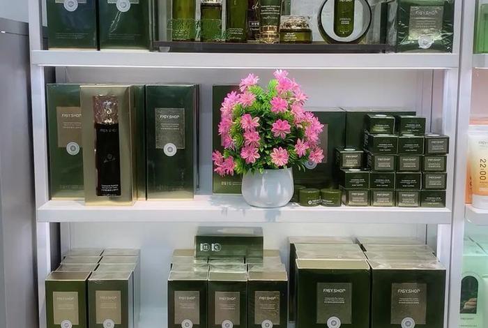 化妆品电商和实体店质量区别、化妆品电商和实体店质量区别在哪 化妆品电商和实体店质量区别、化妆品电商和实体店质量区别在哪