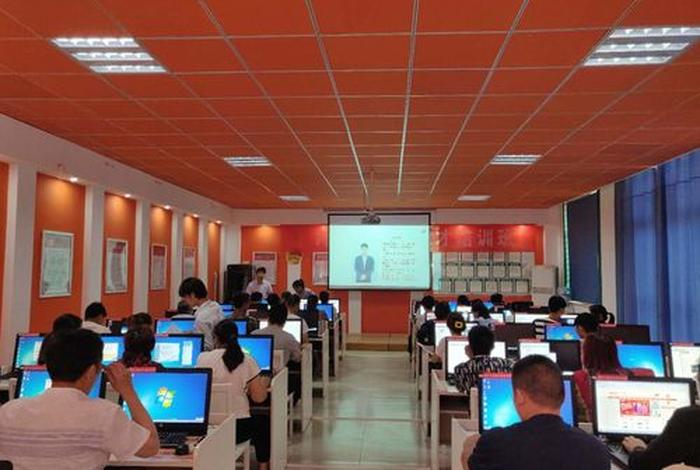 凤凰电商人才培训班(凤凰电商人才培训班地址) 凤凰电商人才培训班(凤凰电商人才培训班地址)