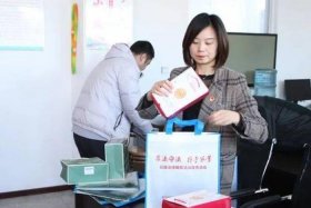 县电商快递物流快递工会联合会召开快递物流网约配送群体行业规范培训会 -