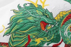 电商logo麒麟、麒麟logo衣服