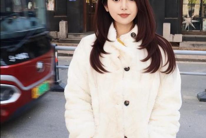 电商网红美女嘉欣是谁；电商网红美女嘉欣是谁啊