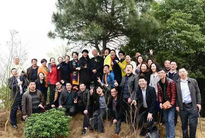 曾小林电商(曾小山与曾超林) 曾小林电商(曾小山与曾超林)