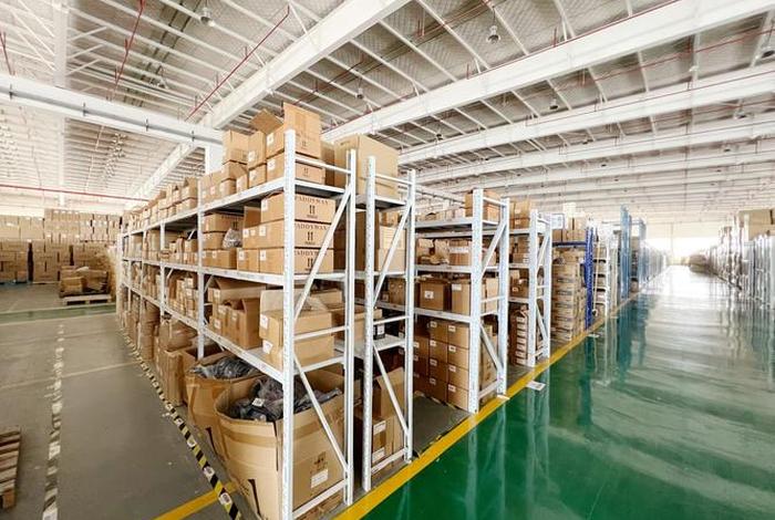 电商公司代运营仓储；电商公司代运营仓储合法吗