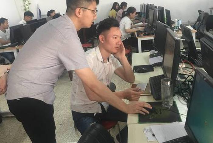 培训电商运营的学校、培训电商运营的学校有哪些