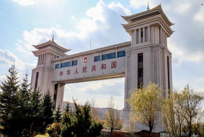 绥芬河跨境电商一路领跑、绥芬河跨境电商试点城市1210 绥芬河跨境电商一路领跑、绥芬河跨境电商试点城市1210