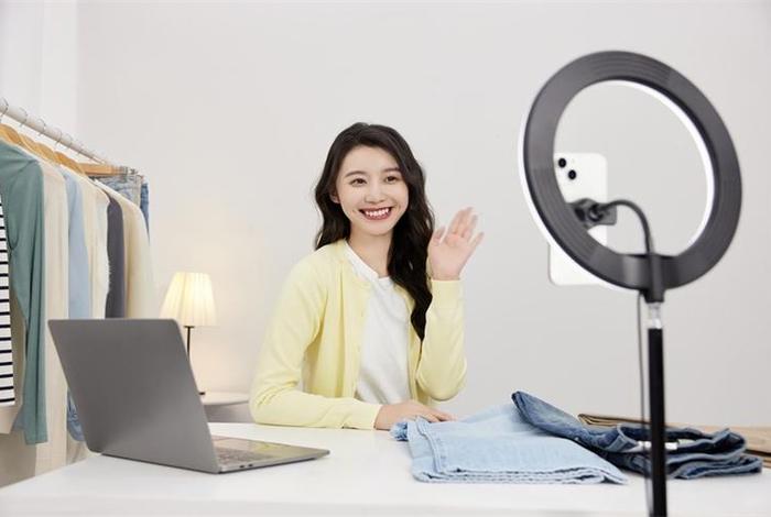 抖音直播电商十大人物 抖音十大电商主播 抖音直播电商十大人物 抖音十大电商主播