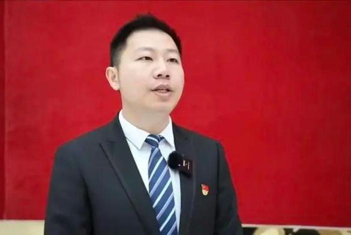 普宁市电商镇;普宁市电商镇长是谁 普宁市电商镇;普宁市电商镇长是谁