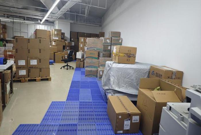 电商仓储仓库;电商仓储仓库需要几个人 电商仓储仓库;电商仓储仓库需要几个人