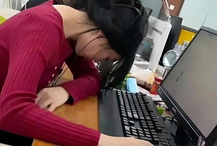 上点班吧;快点上班吧 上点班吧;快点上班吧