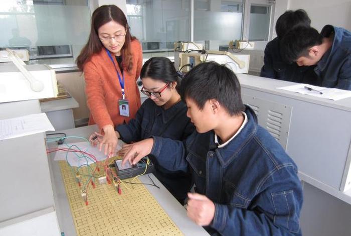 山商电气一班(山商电气一班几个班) 山商电气一班(山商电气一班几个班)