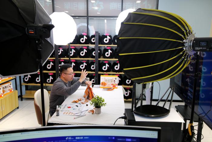 双十一电商公司直播;双十一直播电商业绩 双十一电商公司直播;双十一直播电商业绩