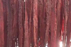 猪肉冒充牛肉干电商卖了500万长春中东大市场；长春牛肉干批发市场