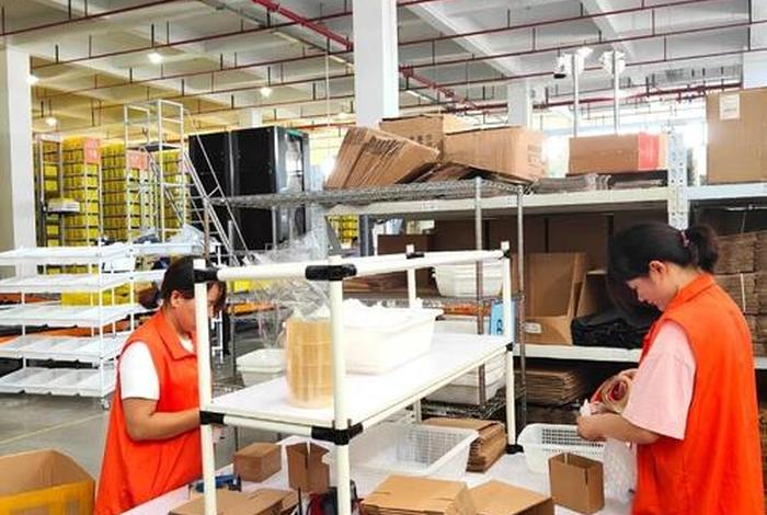 电商仓储照片（电商仓储照片素材）