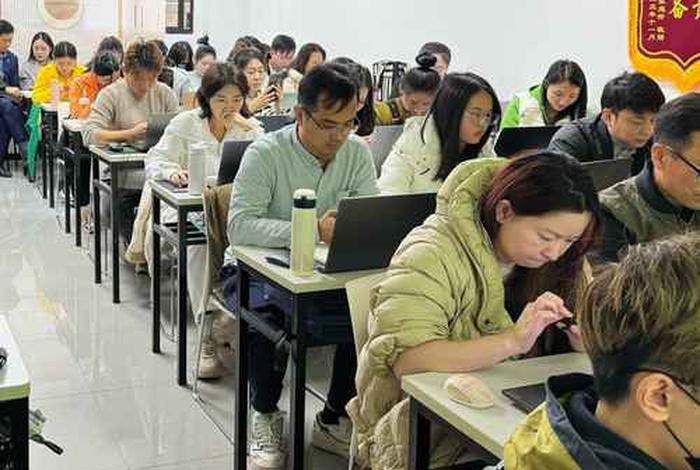 电商培训电商运营班 - 从电商运营培训班出来的工作都怎么样 电商培训电商运营班 - 从电商运营培训班出来的工作都怎么样