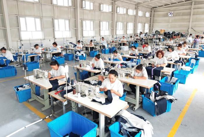 电商服装加工基地 电商服装加工基地图片 电商服装加工基地 电商服装加工基地图片