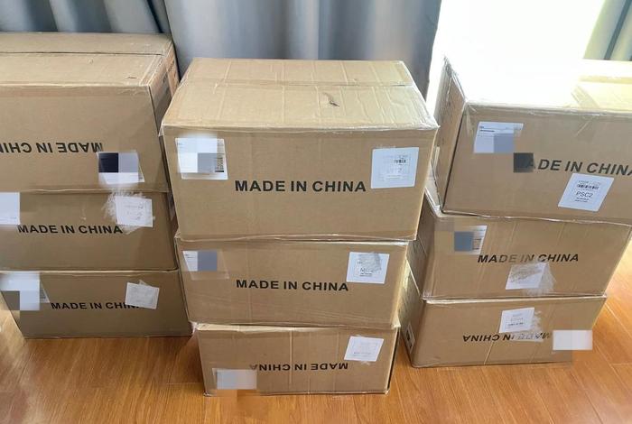 亚马逊出口电商服装有关税吗，亚马逊出口电商服装有关税吗多少钱