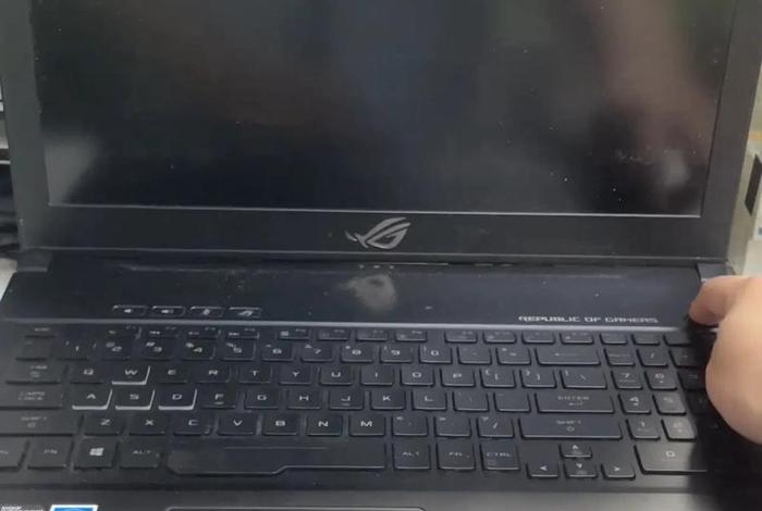 合上电脑不关显示屏;合上电脑不关显示屏有影响吗 合上电脑不关显示屏;合上电脑不关显示屏有影响吗