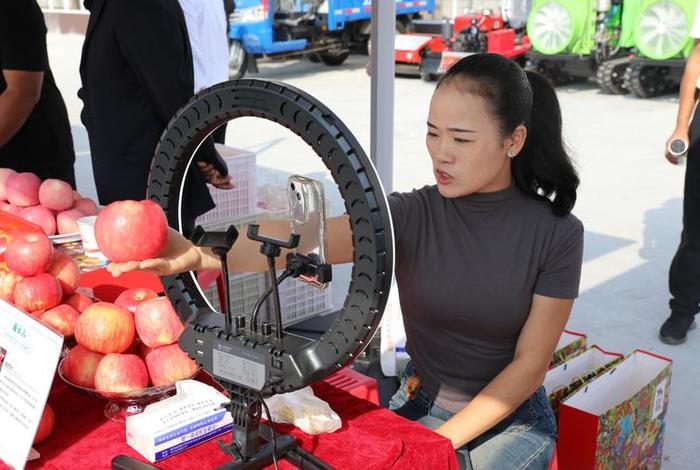 电商李校长 电商直播李校长 电商李校长 电商直播李校长