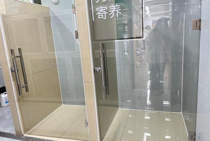 宠物店上班感觉好恶心,到宠物店上班有什么不好的地方 宠物店上班感觉好恶心,到宠物店上班有什么不好的地方