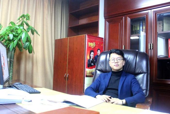 黑小马电商老板是谁、黑小马电商老板是谁啊 黑小马电商老板是谁、黑小马电商老板是谁啊