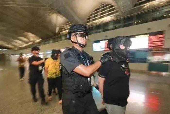 电白农商银行，电白农商银行电话客服热线