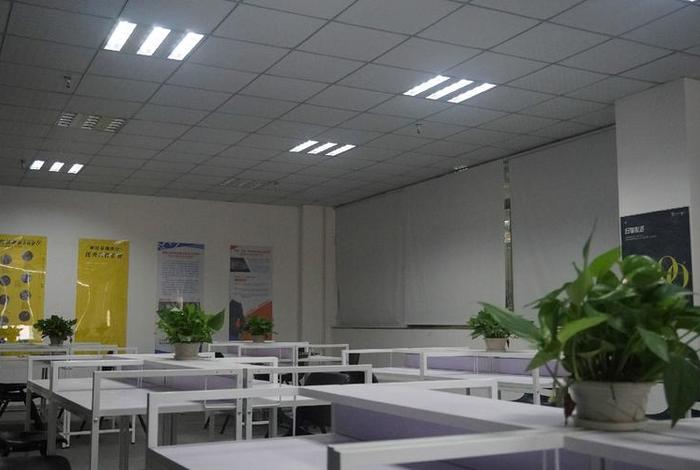 电商孵化基地是什么意思；电商孵化基地是什么意思？