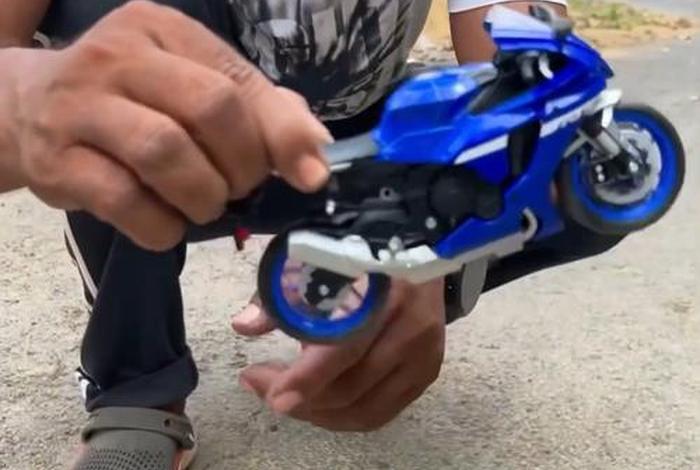 玩具电动摩托车速度太快怎么解决 - 玩具电动摩托车速度太快怎么解决视频 玩具电动摩托车速度太快怎么解决 - 玩具电动摩托车速度太快怎么解决视频