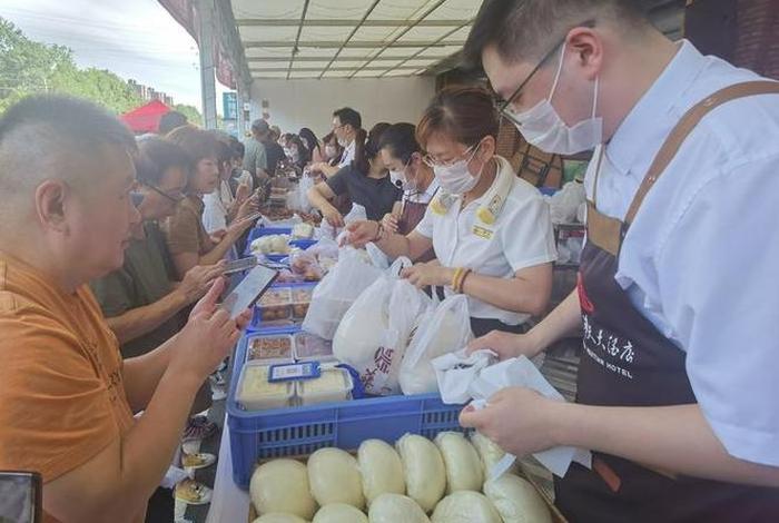 上海回应市民反映（上海回应市民反映网上抢菜难、送不到）