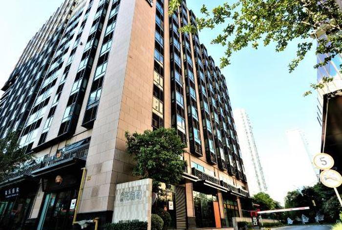 三冠电商 上海实体店;三冠电商 上海实体店在哪 三冠电商 上海实体店;三冠电商 上海实体店在哪