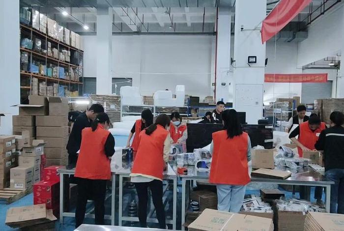 电商仓 电商仓库打包视频