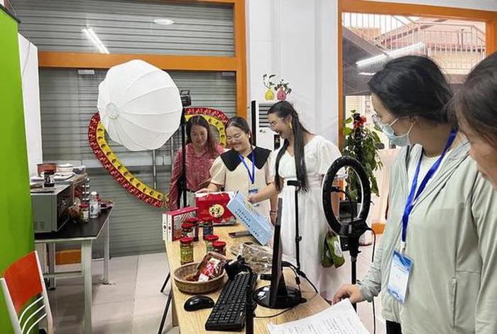 电商主播人才政策小视频（电商主播纳入多地人才政策）