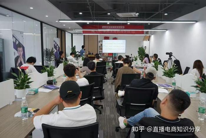 成都电商设计师 - 成都电商设计师培训 成都电商设计师 - 成都电商设计师培训