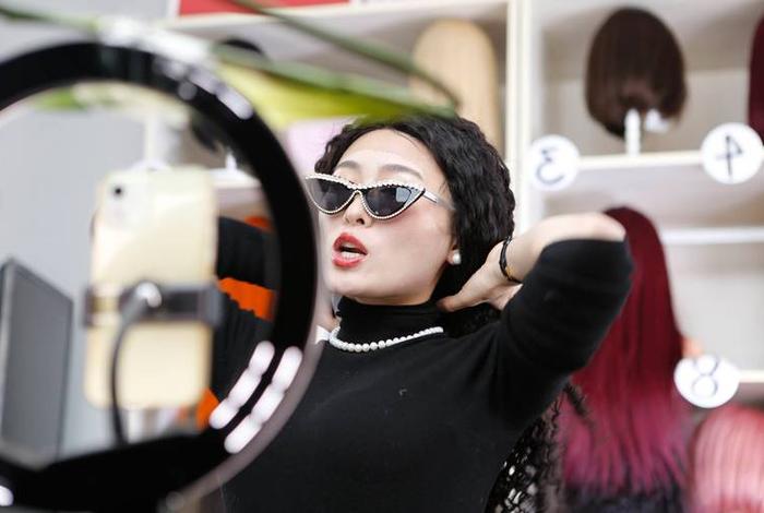 跨境电商加速跑!从一顶卖遍全国的假发说起(假发跨境电商前景) 跨境电商加速跑!从一顶卖遍全国的假发说起(假发跨境电商前景)