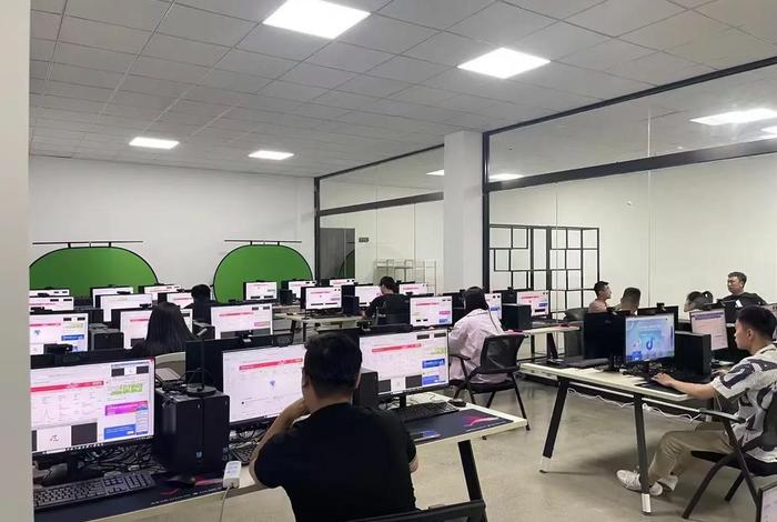 自己在家怎么做电商累吗（自己在家怎么做电商累吗工资高吗）