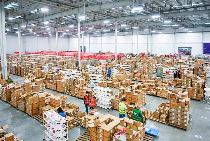 电商仓储货运物流服务商；电商仓储货运物流服务商是干嘛的