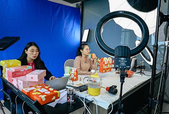 云南电商直播间（云南电商直播间有哪些）