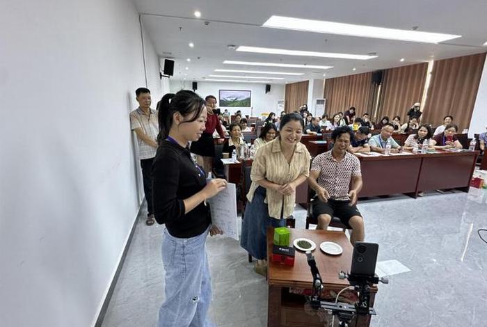 直播电商培训教学，直播电商培训教学视频