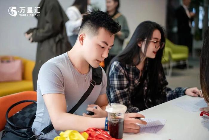 杭州珠宝抖音电商直播基地培训班 - 杭州珠宝抖音电商直播基地培训班多少钱 杭州珠宝抖音电商直播基地培训班 - 杭州珠宝抖音电商直播基地培训班多少钱