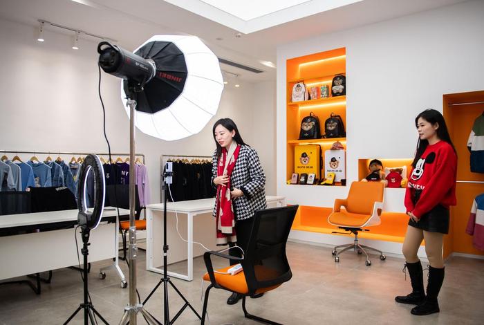 电商和什么搭配（电商和什么搭配比较好）