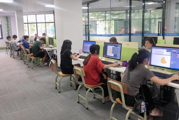 城电商培训 电商培训学校培训 城电商培训 电商培训学校培训