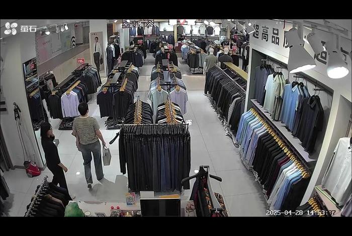 电商实体店一起销售现在怎么样了，电商实体店一起销售现在怎么样了呢